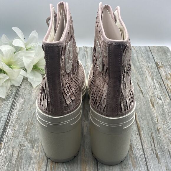 Converse Chuck 70 De Luxe Heel Hightop Satin Boots Shoes SneakersSize 12.5 - Picture 4 of 16